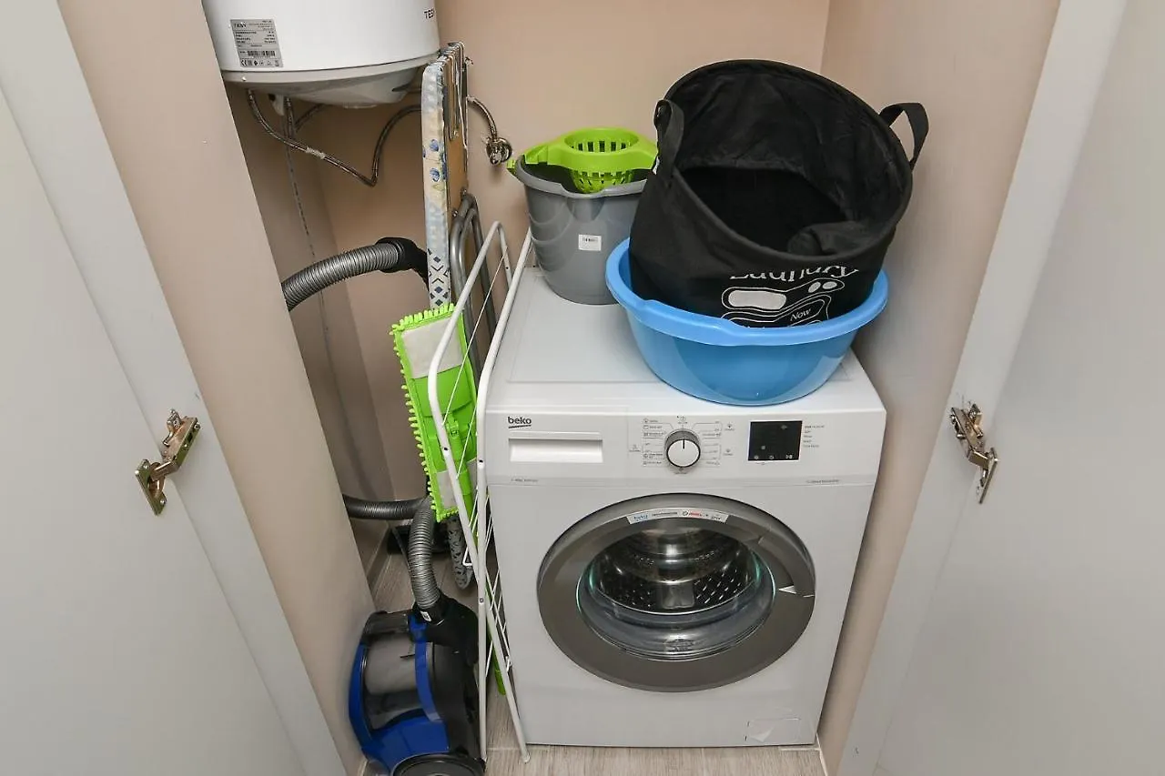 Cozy Flats Nearby Center Free Park Area Apartment Varna